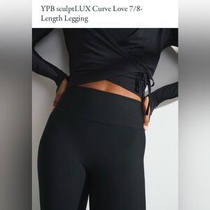 Abercrombie YPB sculptLUX Curve Love 7/8-Length Legging in Black